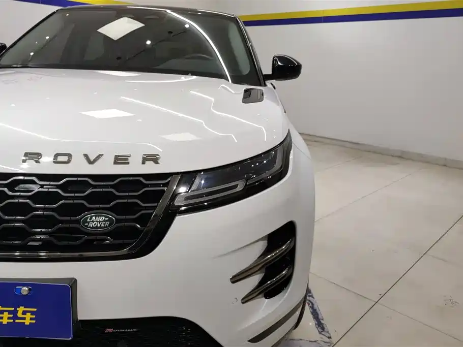 Land Rover Evoque 2023 — фото 5