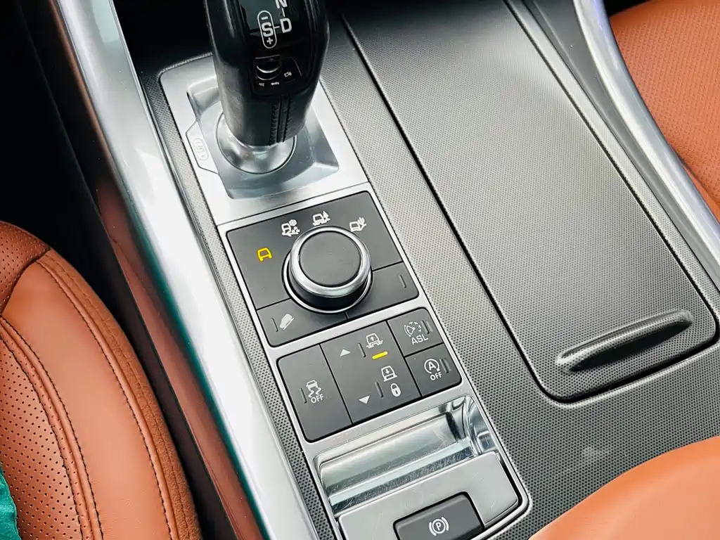 Land Rover Sport 2017 — фото 13