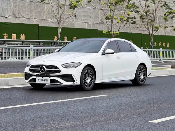 Mercedes-Benz C-Class 2026