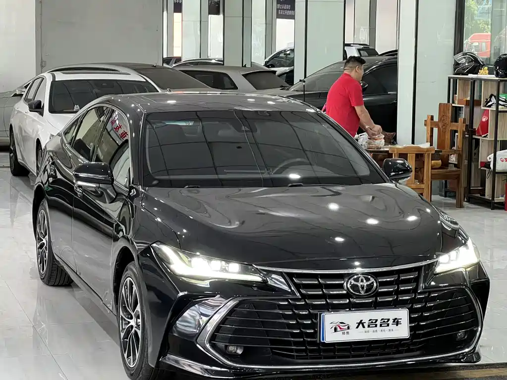 Toyota Avalon 2022 — фото 3