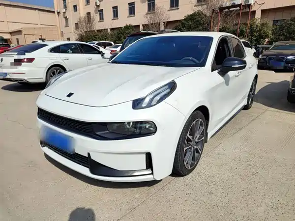 Lynk & Co 03 2019