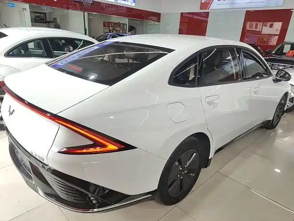 Wuling Starlight 2024