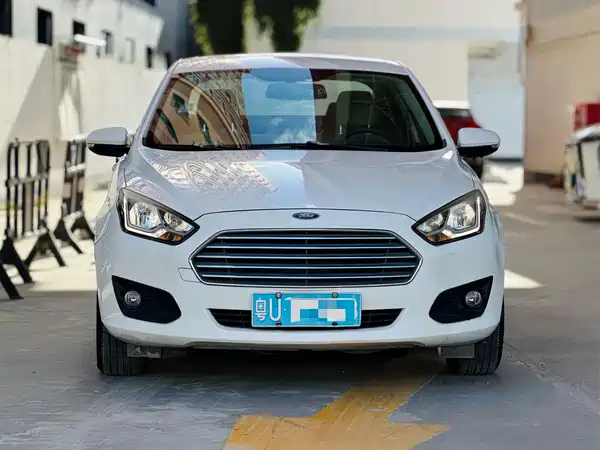 Ford Escort 2016