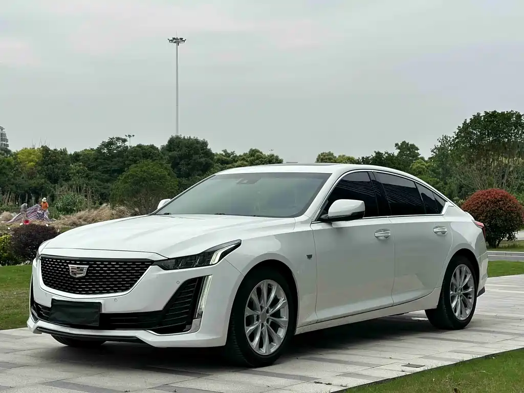 Cadillac CT5 2021 — фото 1