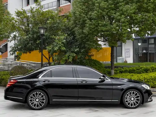 Mercedes-Benz S-Class 2020
