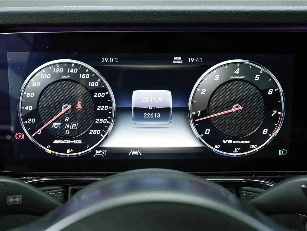 Mercedes-Benz G-Class AMG 2024 — фото 8