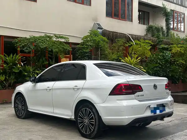 Volkswagen Bora 2016