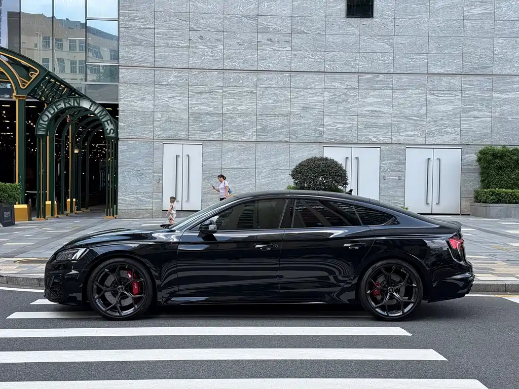 Audi RS 5 2025 — фото 4