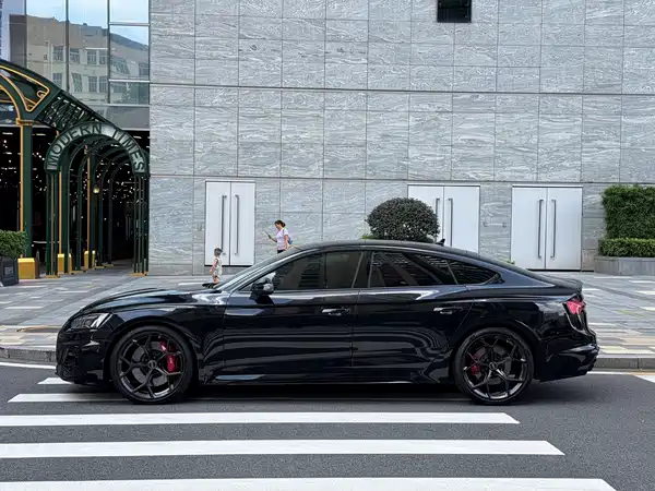 Audi RS 5 2025