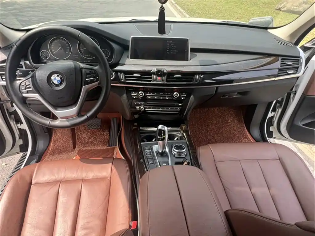BMW X5 2015 — фото 22