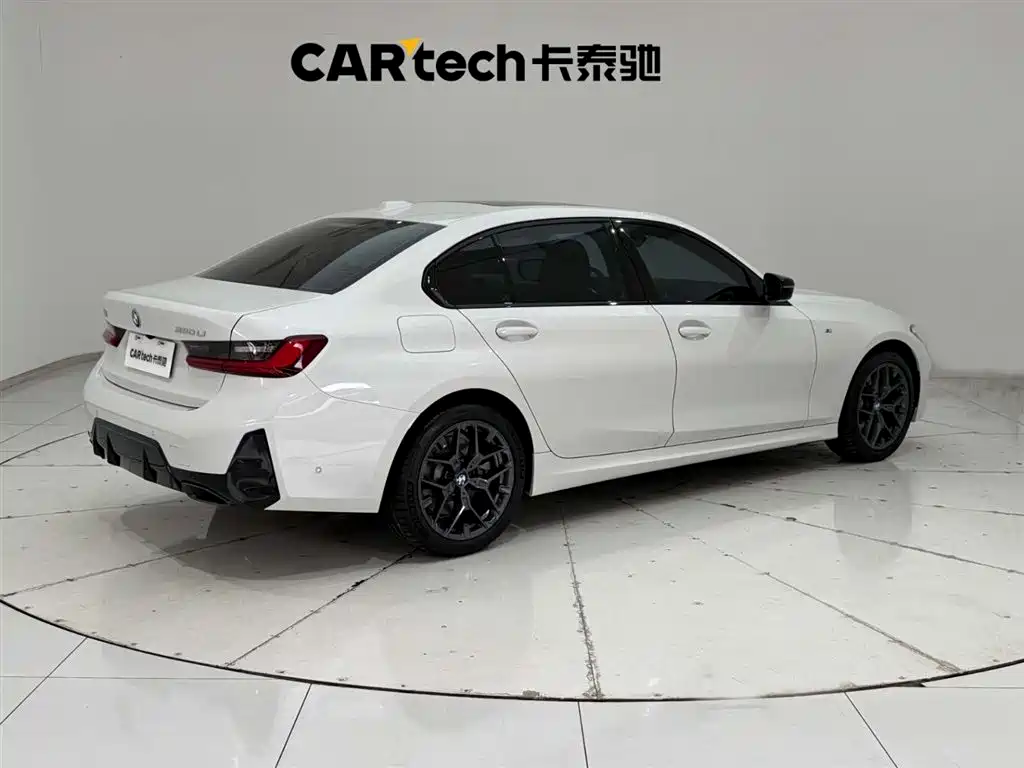 BMW 3 Series 2025 — фото 11