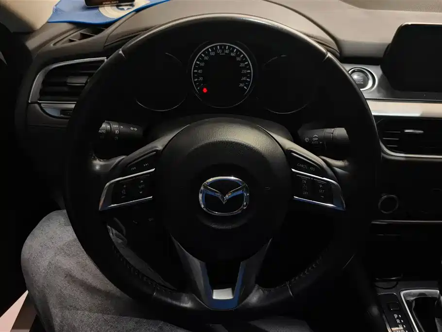 Mazda Atenza 2017 — фото 15