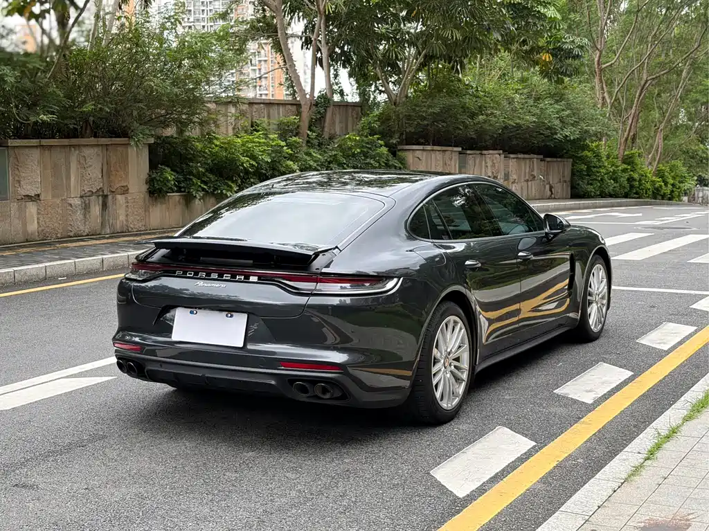 Porsche Panamera 2024 — фото 17