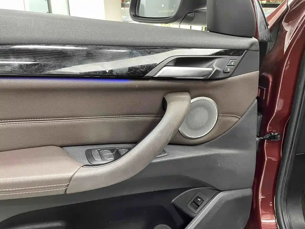 BMW X1 2021 — фото 12