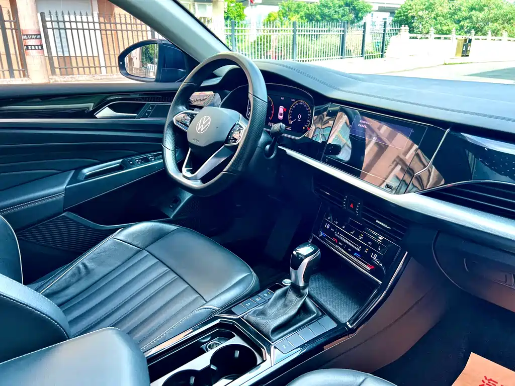 Volkswagen Passat 2023 — фото 15