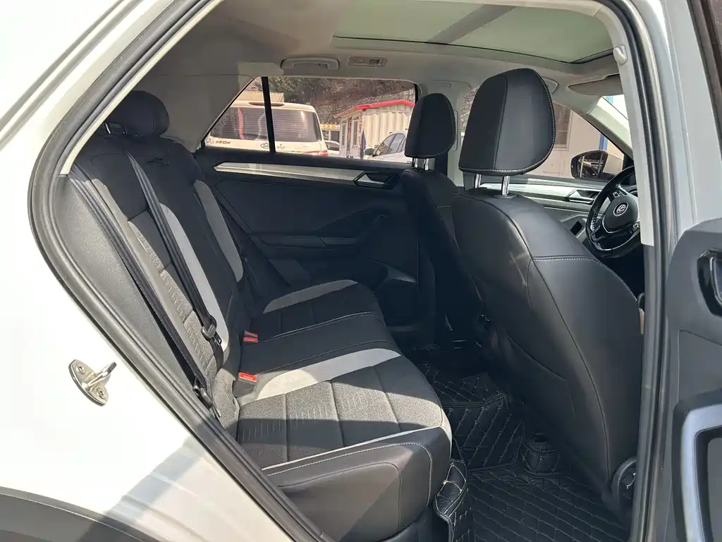 Volkswagen T-Roc 2020