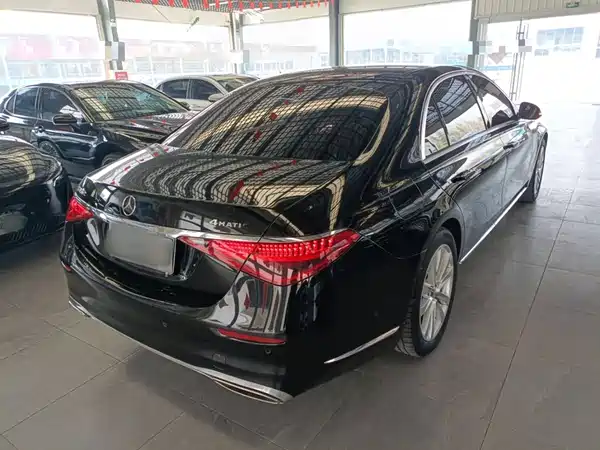 Mercedes-Benz S-Class 2022