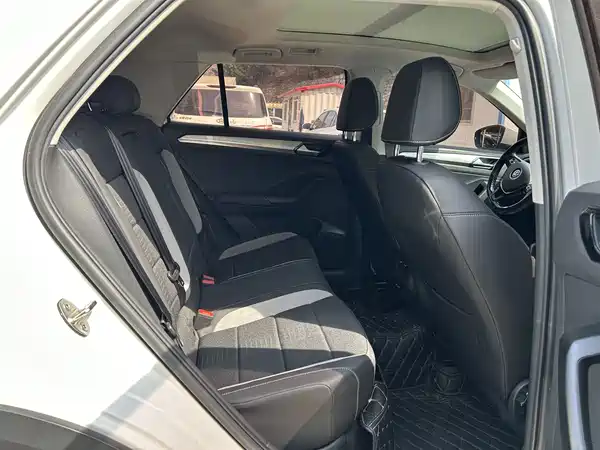 Volkswagen T-Roc 2020