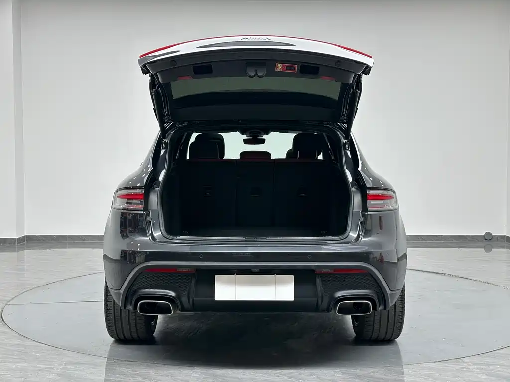 Porsche Macan 2022 — фото 25