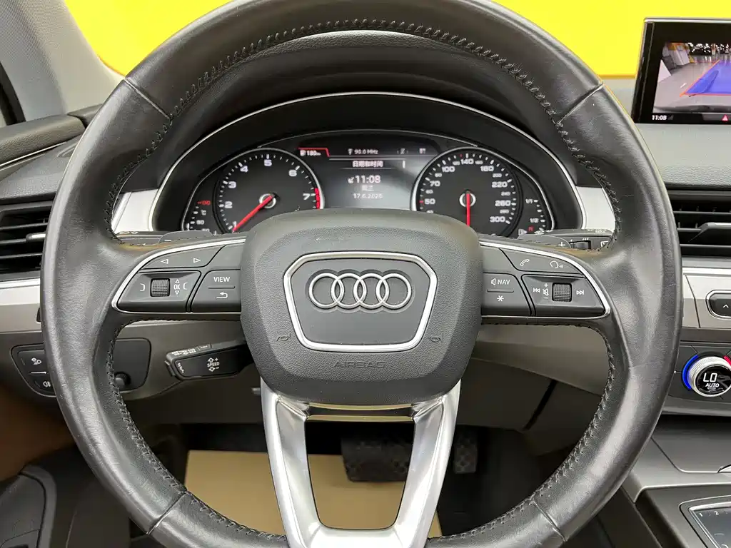 Audi Q7 2017 — фото 10