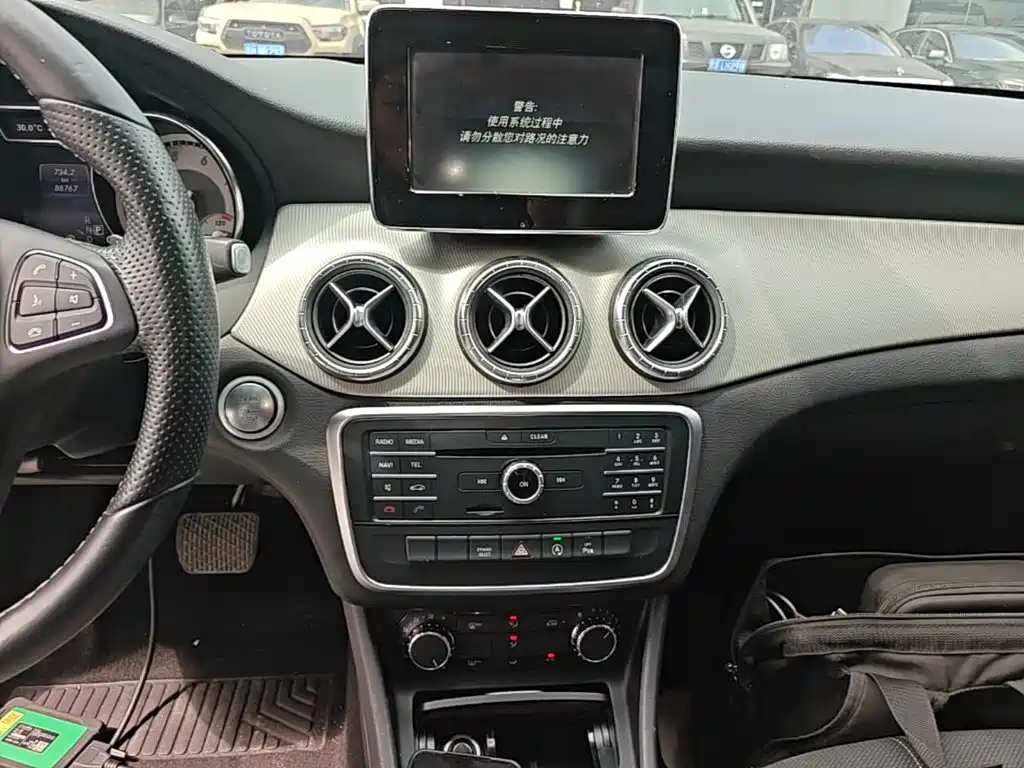 Mercedes-Benz CLA 2016 — фото 13