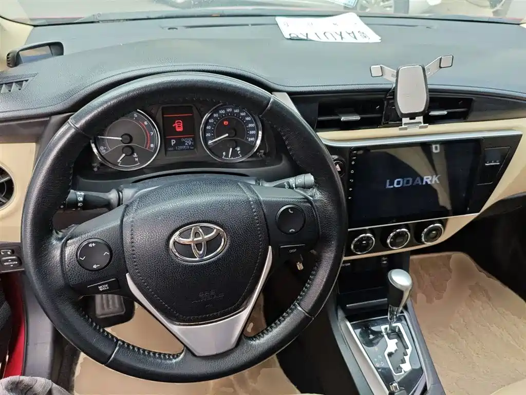 Toyota Corolla 2017 — фото 6