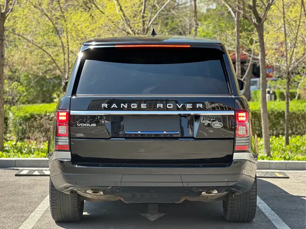 Land Rover Range Rover 2017 — фото 15