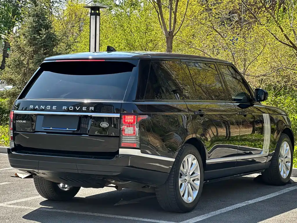 Land Rover Range Rover 2017 — фото 16