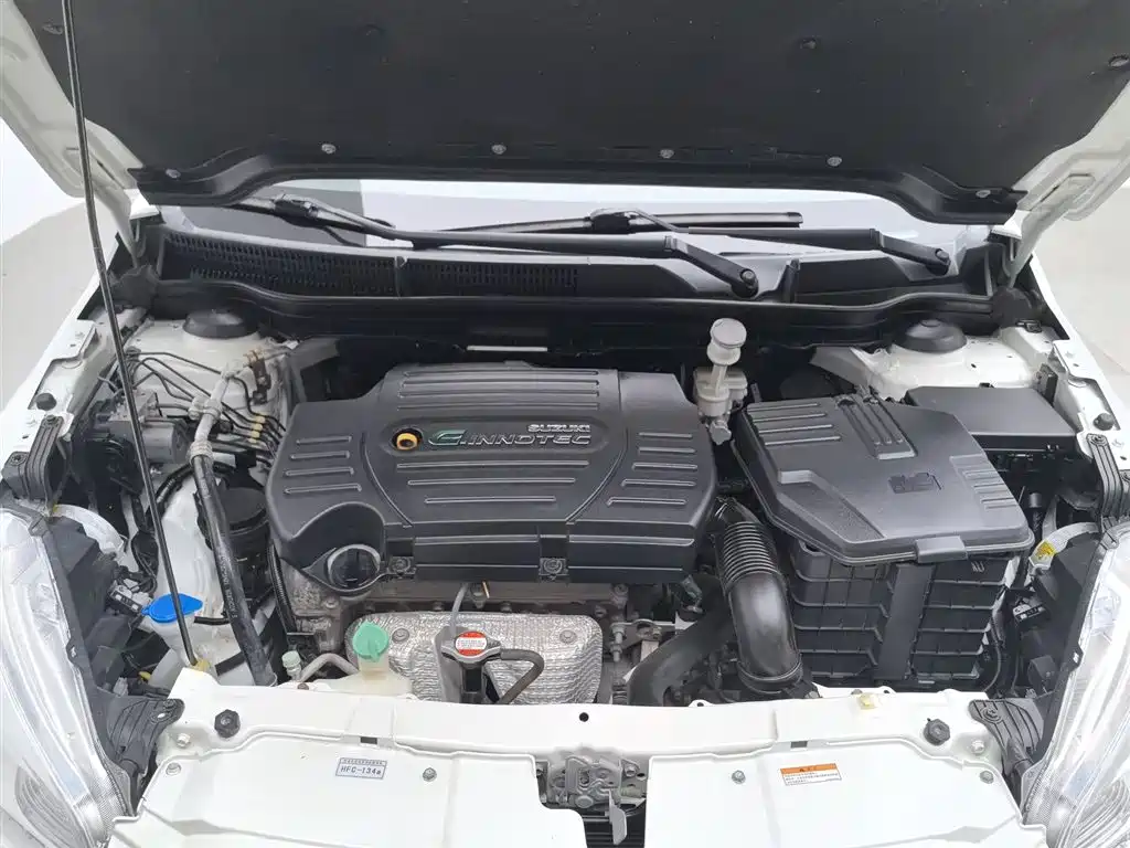 Suzuki S-Cross 2015