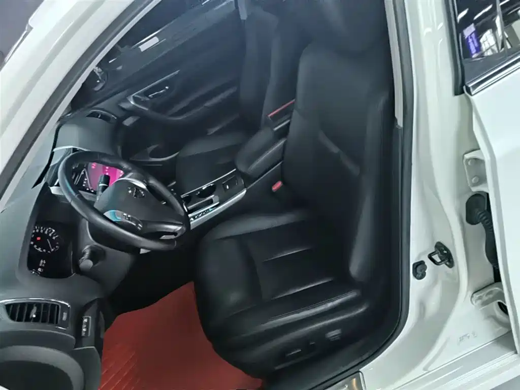Nissan Teana 2014 — фото 15