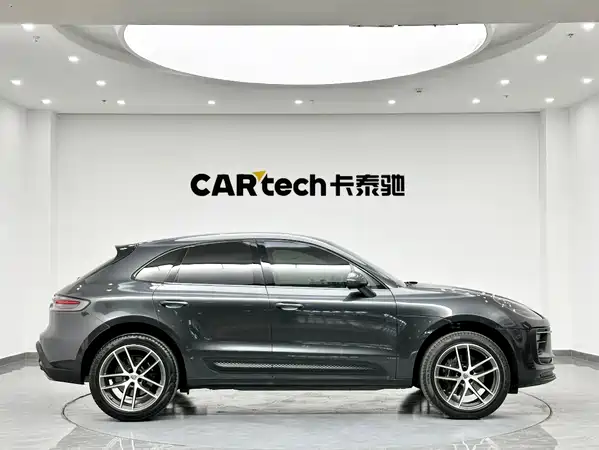 Porsche Macan 2022