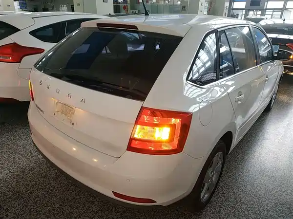 Skoda Rapid Spaceback 2019