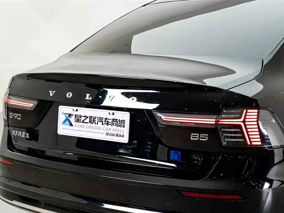 Volvo S90 2025 — фото 8