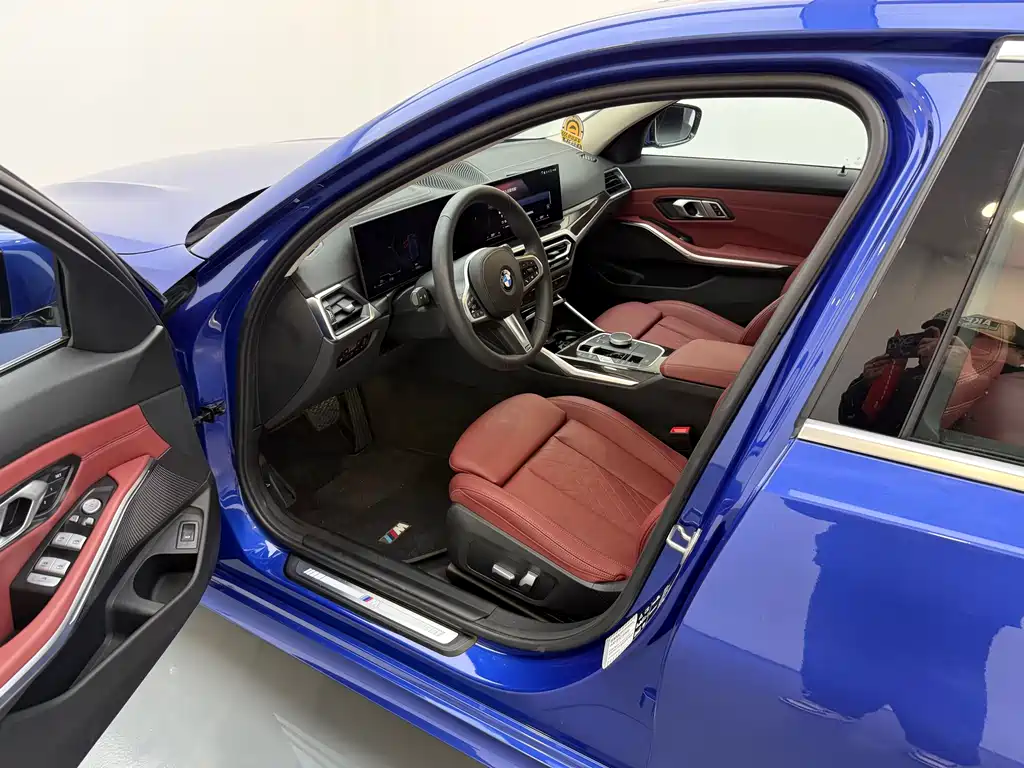 BMW 3 Series 2023 — фото 10