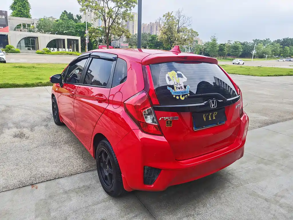 Honda Fit 2017 — фото 16
