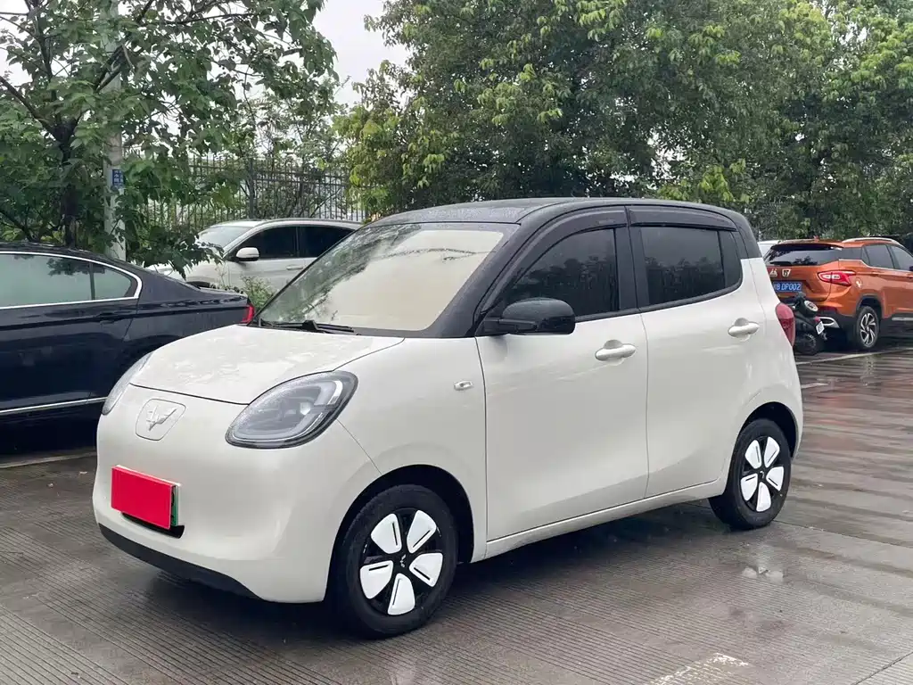 Wuling MINIEV 2025