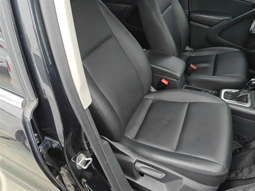 Volkswagen Tiguan 2018 — фото 19