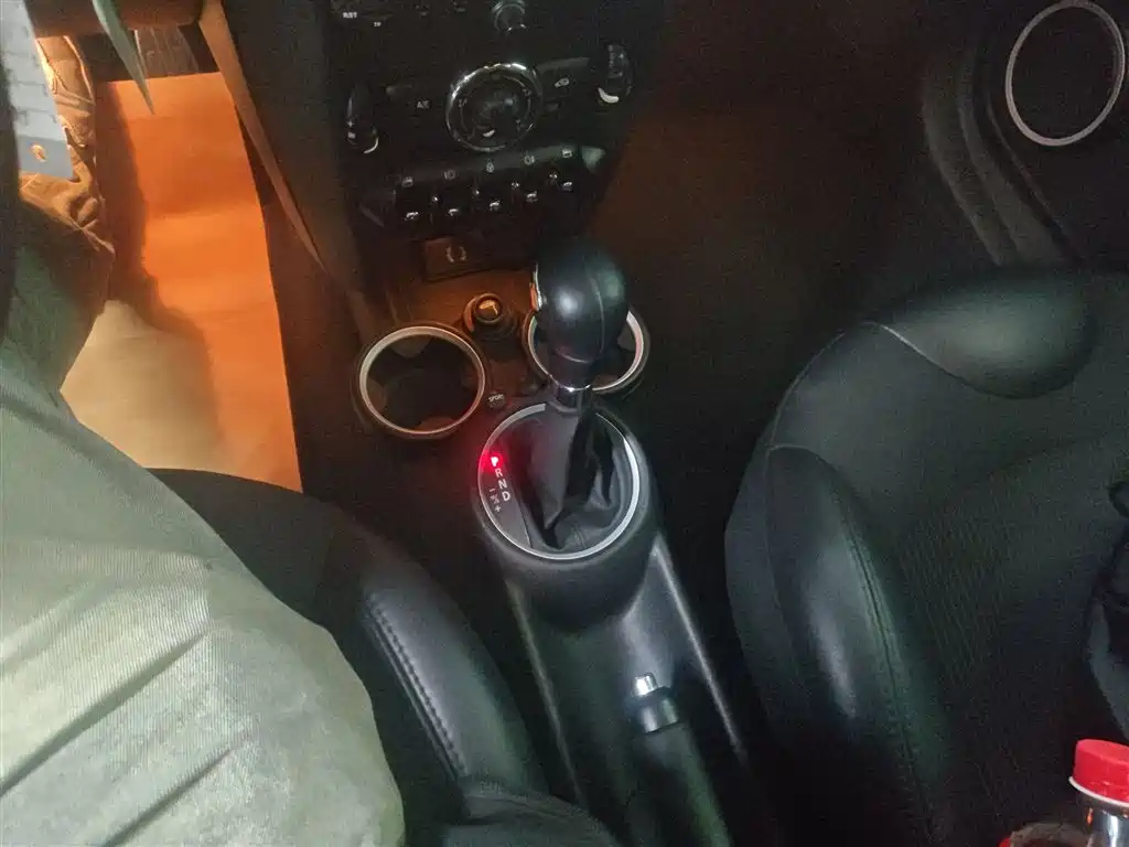 MINI Clubman 2014 — фото 10
