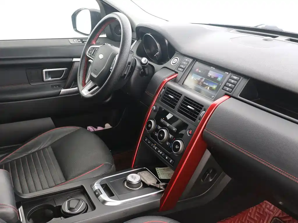 Land Rover Discovery Sport 2019 — фото 15