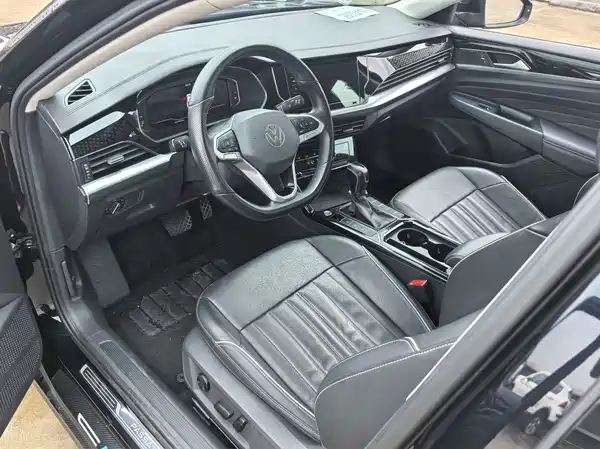 Volkswagen Passat 2022