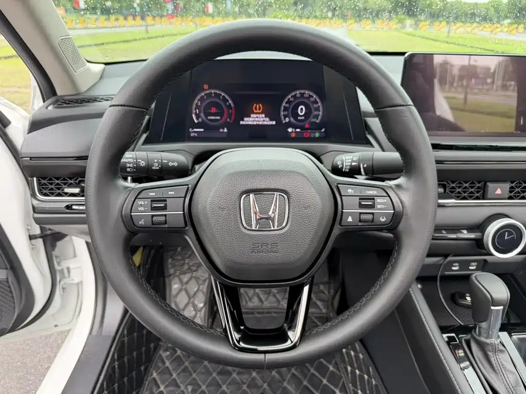 Honda Inspire 2023 — фото 20
