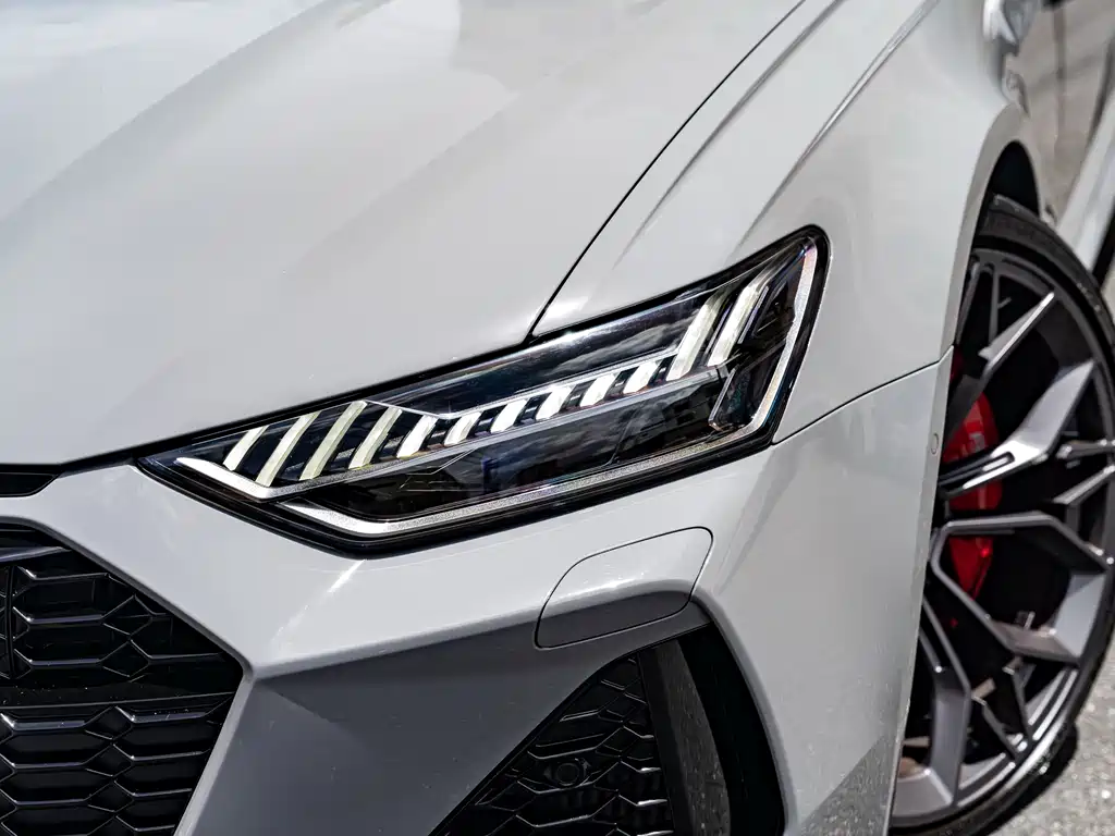 Audi RS 6 2023