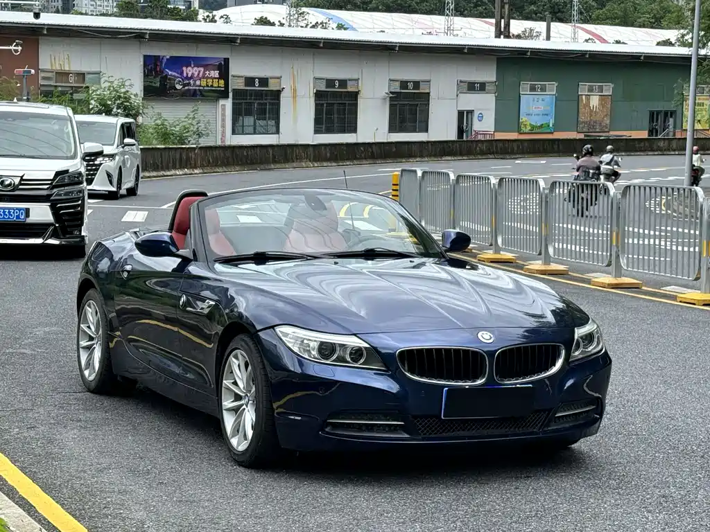 BMW Z4 2015 — фото 21