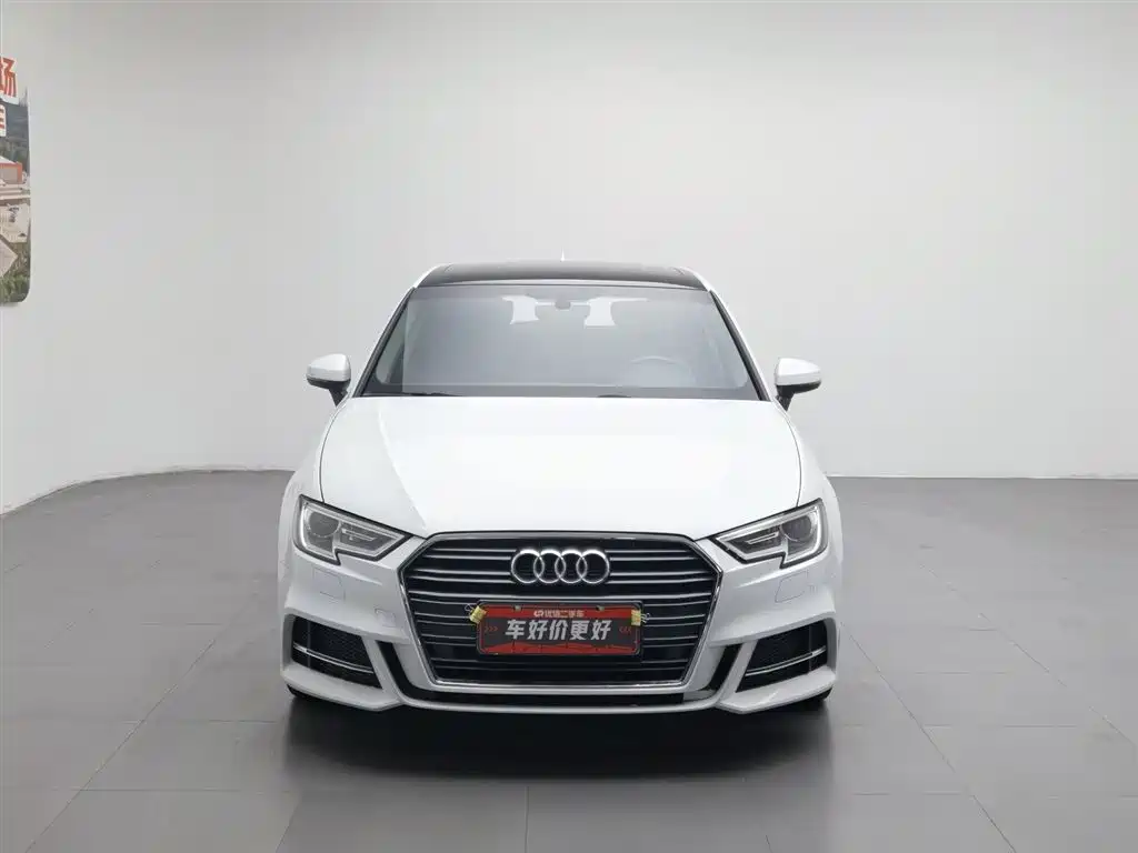 Audi A3 2019 — фото 3