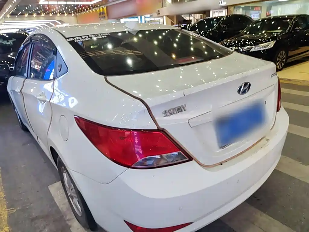 Hyundai Accent 2016 — фото 20