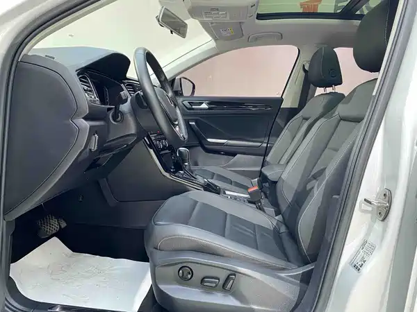 Volkswagen T-Roc 2022