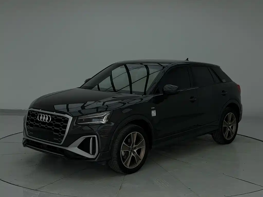 Audi Q2L 2022