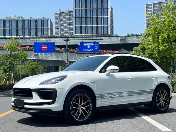 Porsche Macan 2024