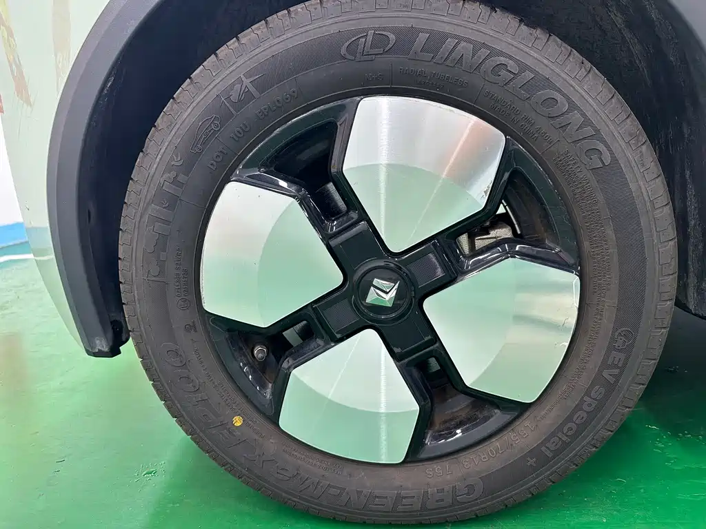 Baojun KiWi EV 2022 — фото 23
