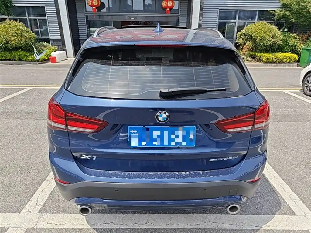 BMW X1 2021 — фото 6